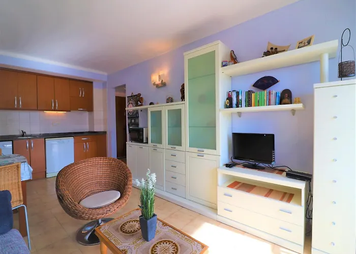 Apartman In Near Sta Margarita Roses